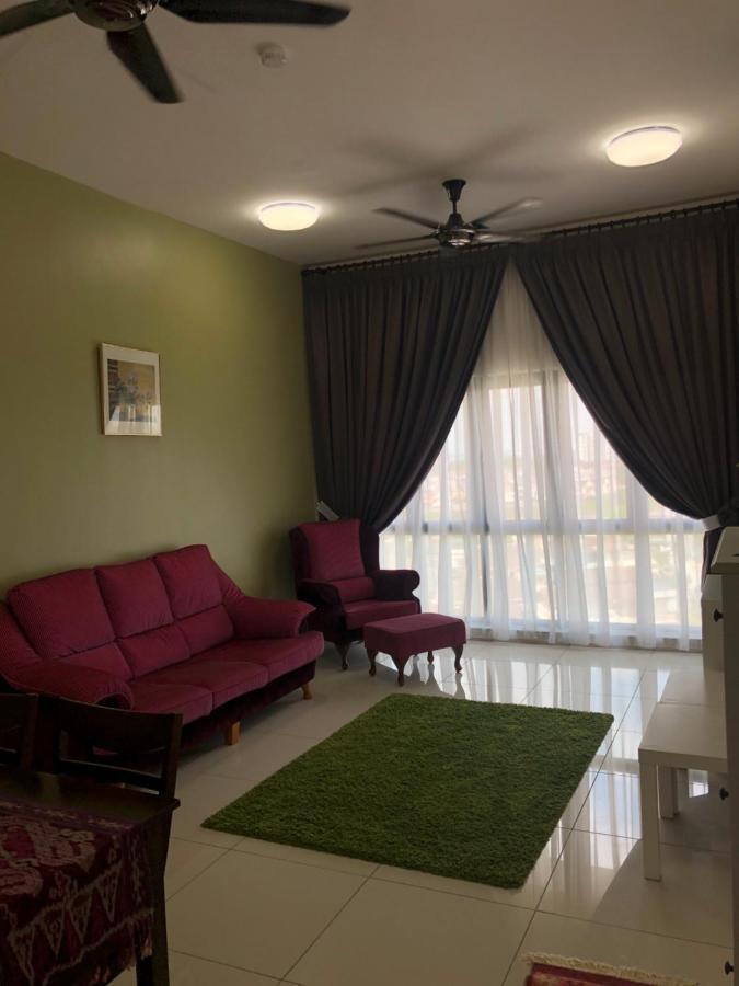 Vistamuslim Homestay Cheras Buitenkant foto