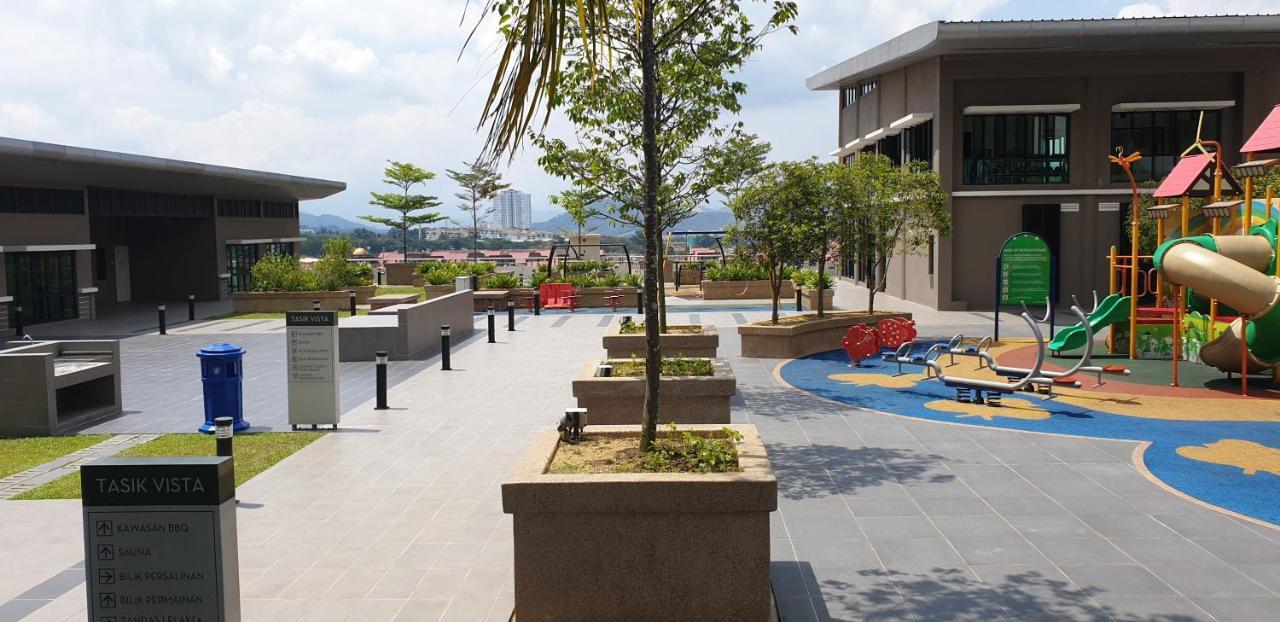 Vistamuslim Homestay Cheras Buitenkant foto