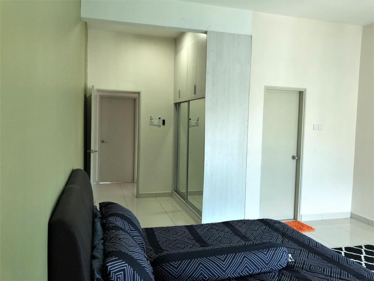 Vistamuslim Homestay Cheras Buitenkant foto